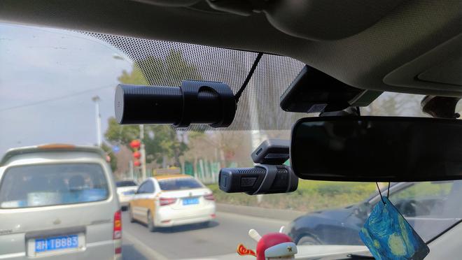 70迈M500 4G版 vs 盯盯拍mini3 深度对比，谁是你的行车安全与监控之选？